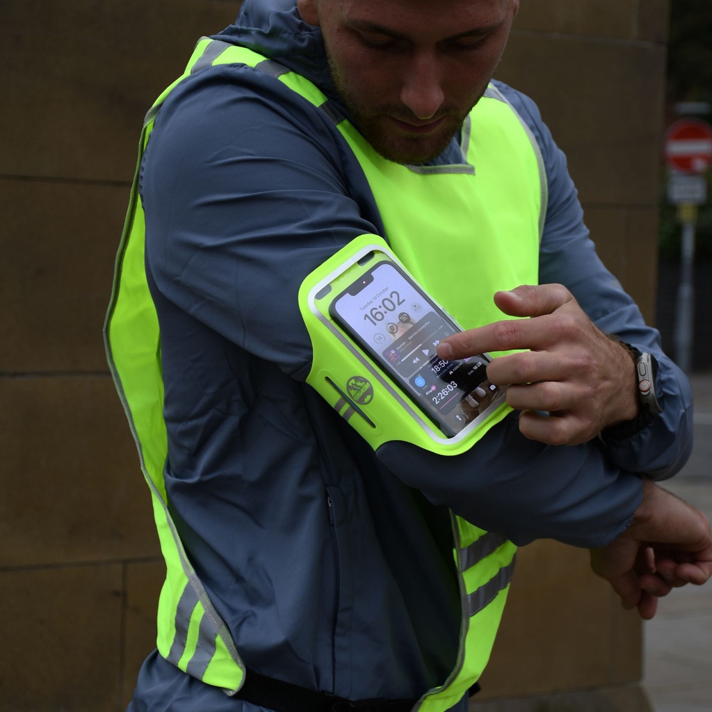 Six Peaks Armband Phone Holder