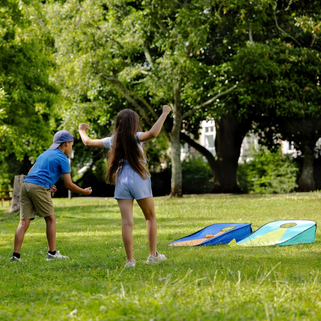 Toyrific Pop-Up Cornhole Set