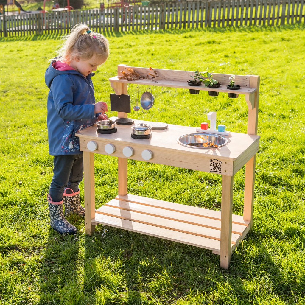 Play House Marvellous Mud Kitchen