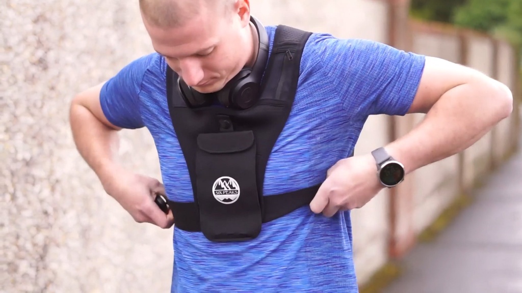 Six Peaks Running Vest with Phone Holder