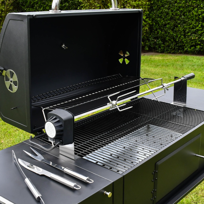 SAC Charcoal BBQ with all accessories