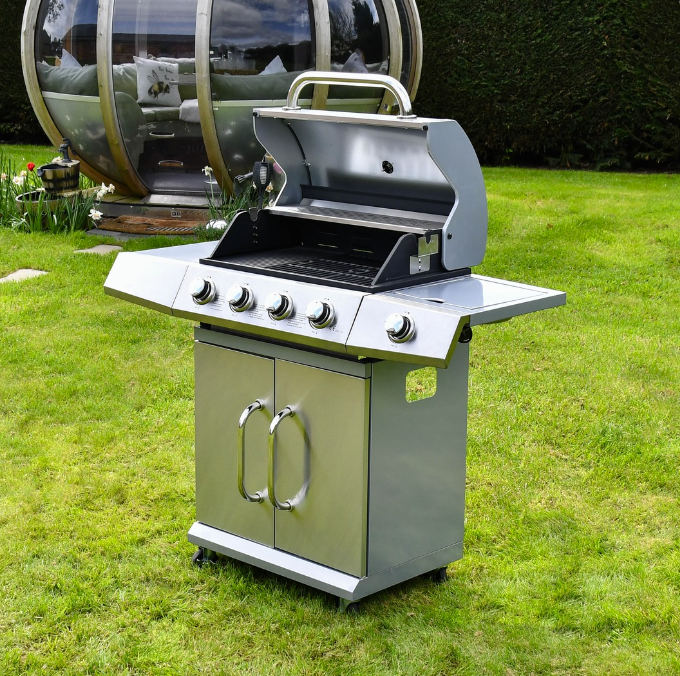 SAC 4+1 Gas BBQ with all Accessories