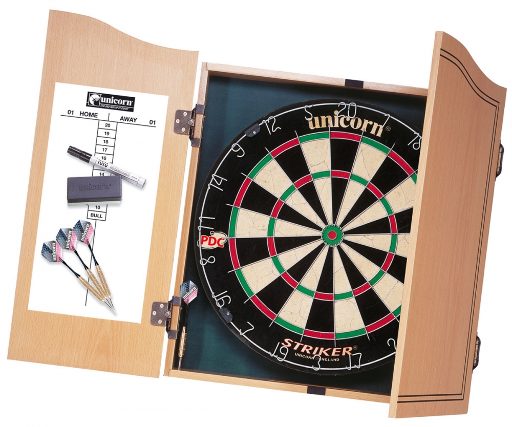 Unicorn Striker Home Dart Center inc 2 Sets of Darts