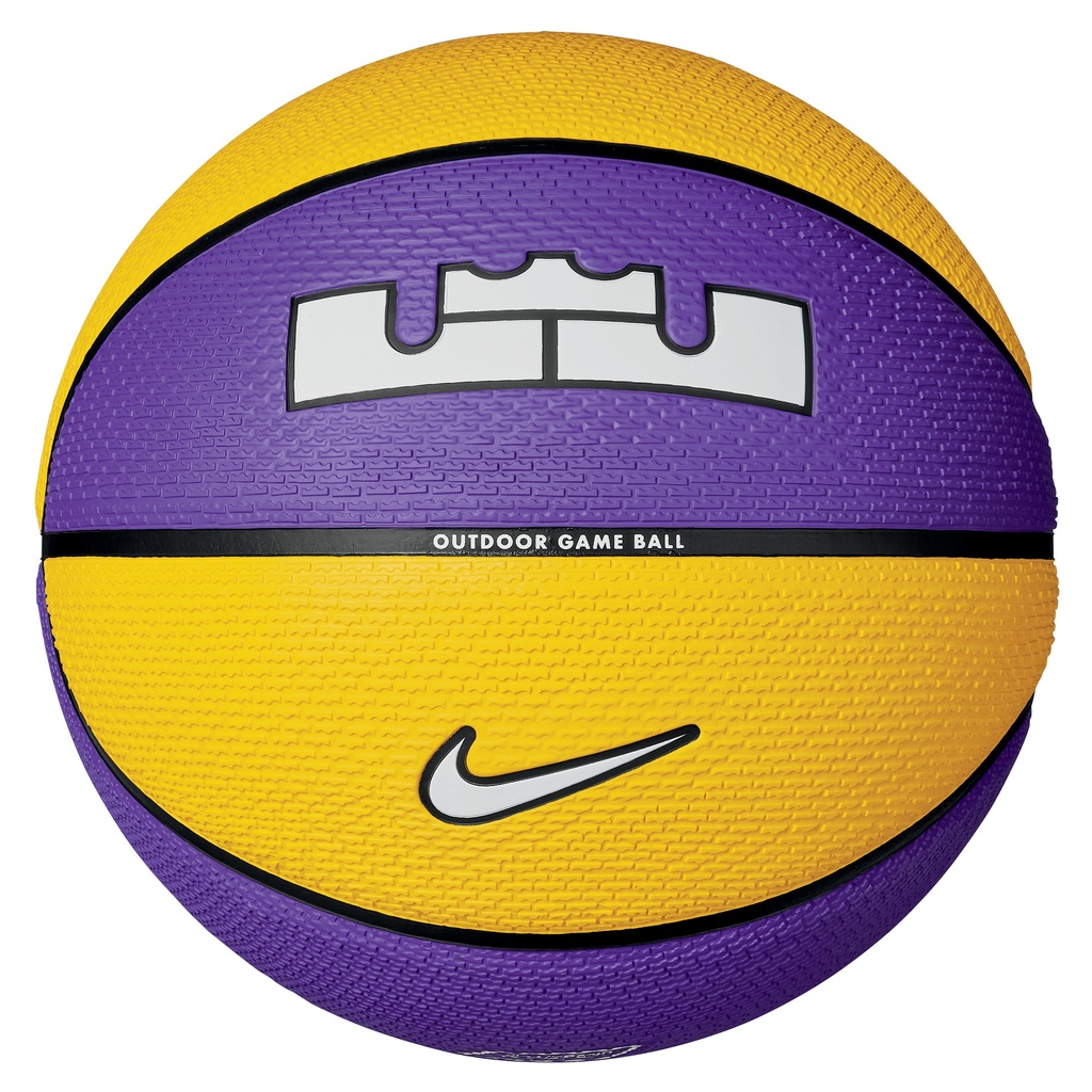 Nike Playground 2.0 Basketball 8P L James